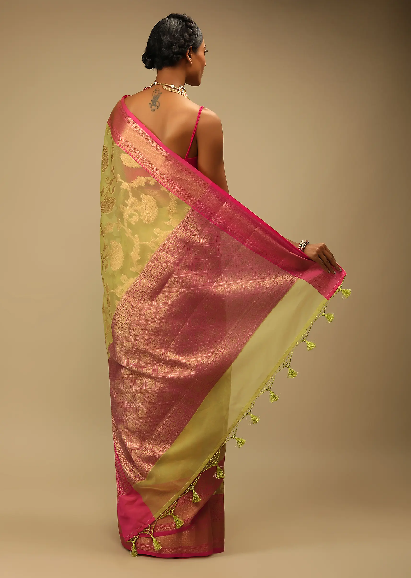 Celery Green Saree In Organza Silk With Golden Brocade Woven Floral Jaal And Magenta Border Design - Image 5